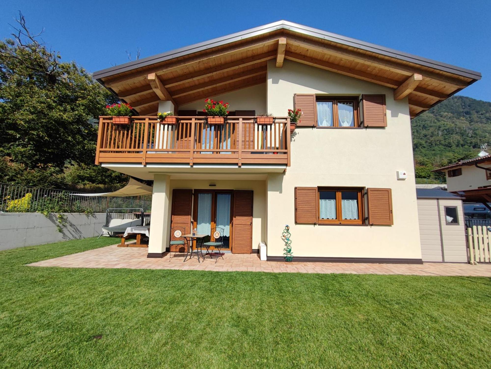 Il Riccio Del Castagno Apartment Novaledo Bagian luar foto