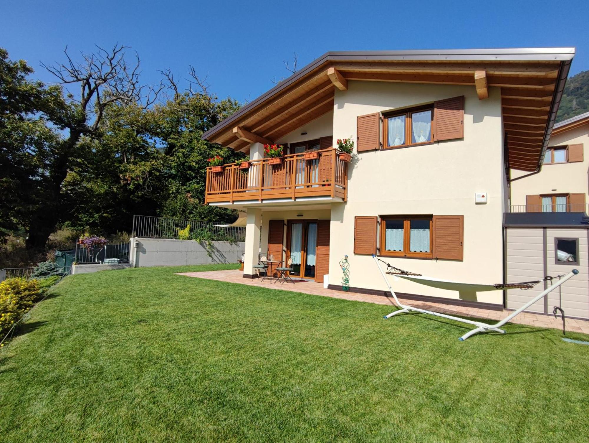 Il Riccio Del Castagno Apartment Novaledo Bagian luar foto